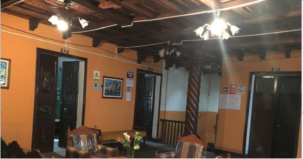 קיטו Hostal La Chorrera מראה חיצוני תמונה